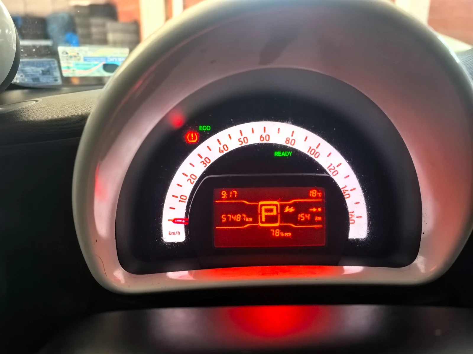 Smart Fortwo Eлектрически EQ, снимка 7 - Автомобили и джипове - 54628422