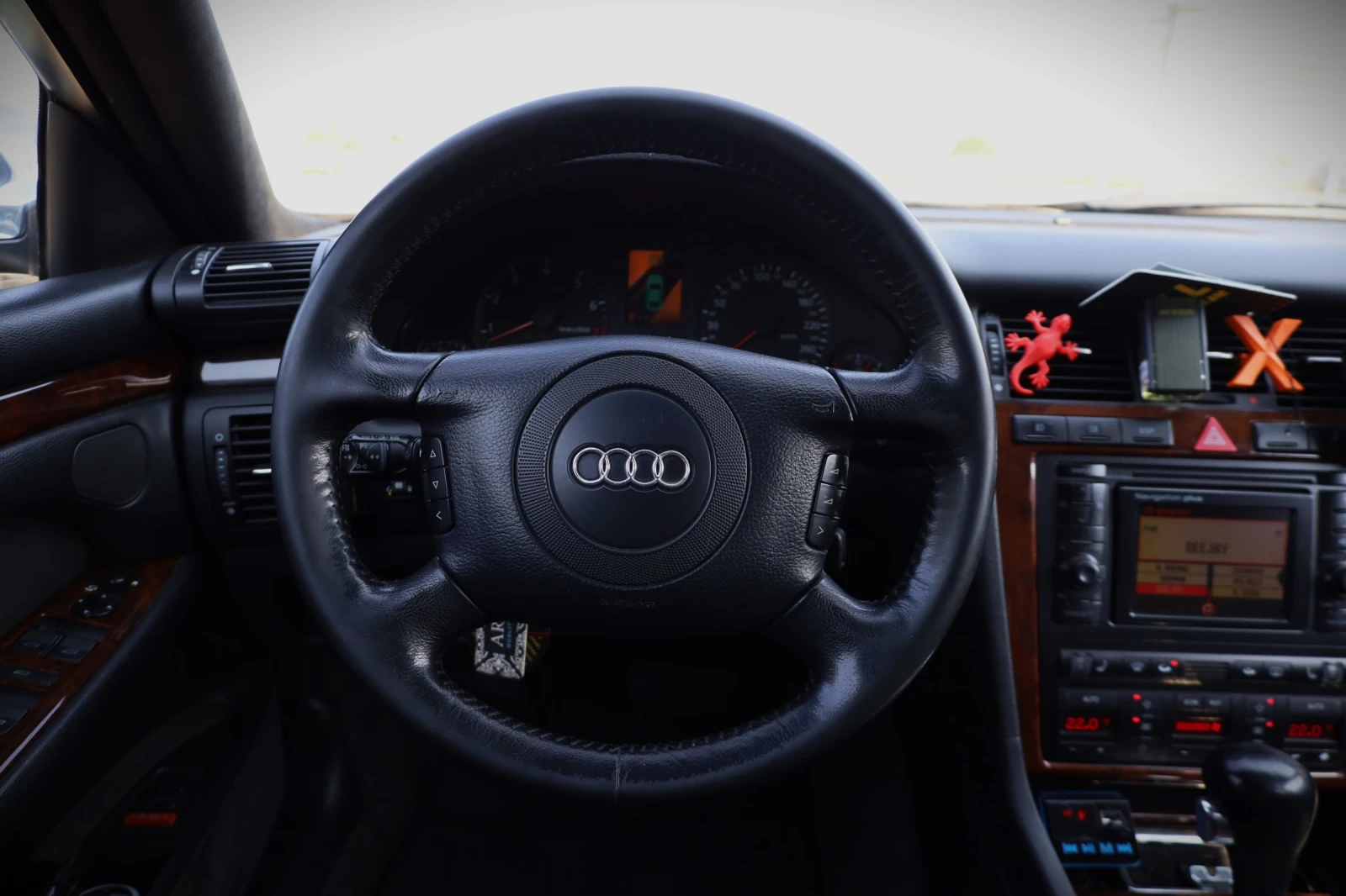 Audi A8 4.2 БЕНЗИН\ГАЗ, снимка 10 - Автомобили и джипове - 54820671