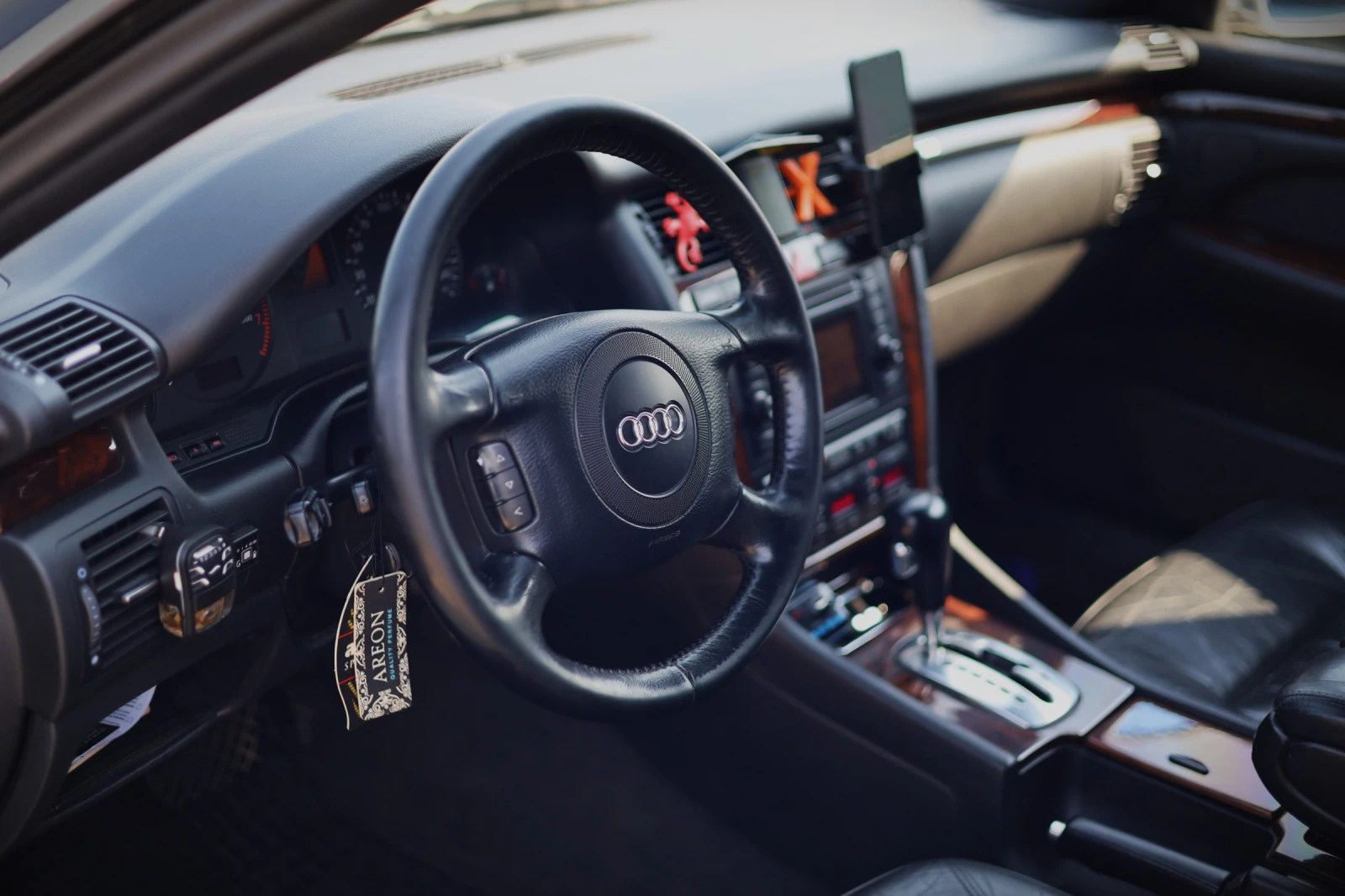 Audi A8 4.2 БЕНЗИН\ГАЗ, снимка 11 - Автомобили и джипове - 54820671