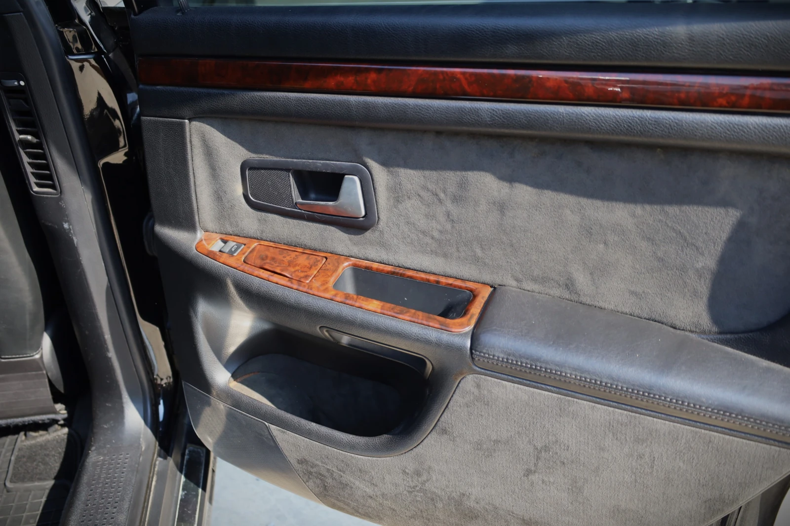 Audi A8 4.2 БЕНЗИН\ГАЗ, снимка 15 - Автомобили и джипове - 54820671