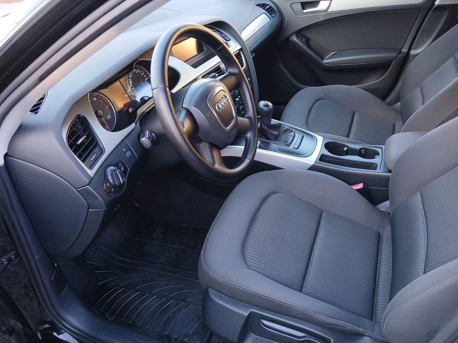 Audi A4 B8, снимка 9 - Автомобили и джипове - 54921188