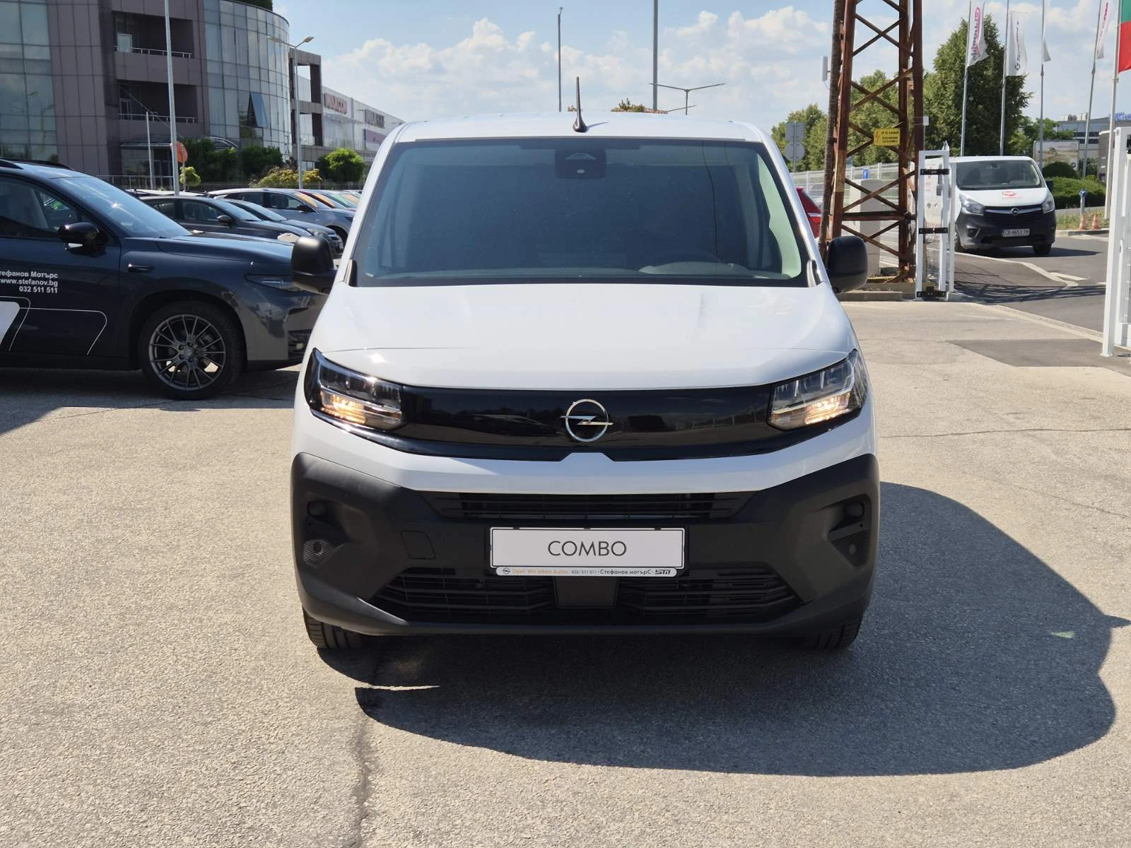 Opel Combo Combo Van MCA L1H1 М 650 1.5 дизел (75kW/102к.с.) , снимка 2 - Автомобили и джипове - 55061269