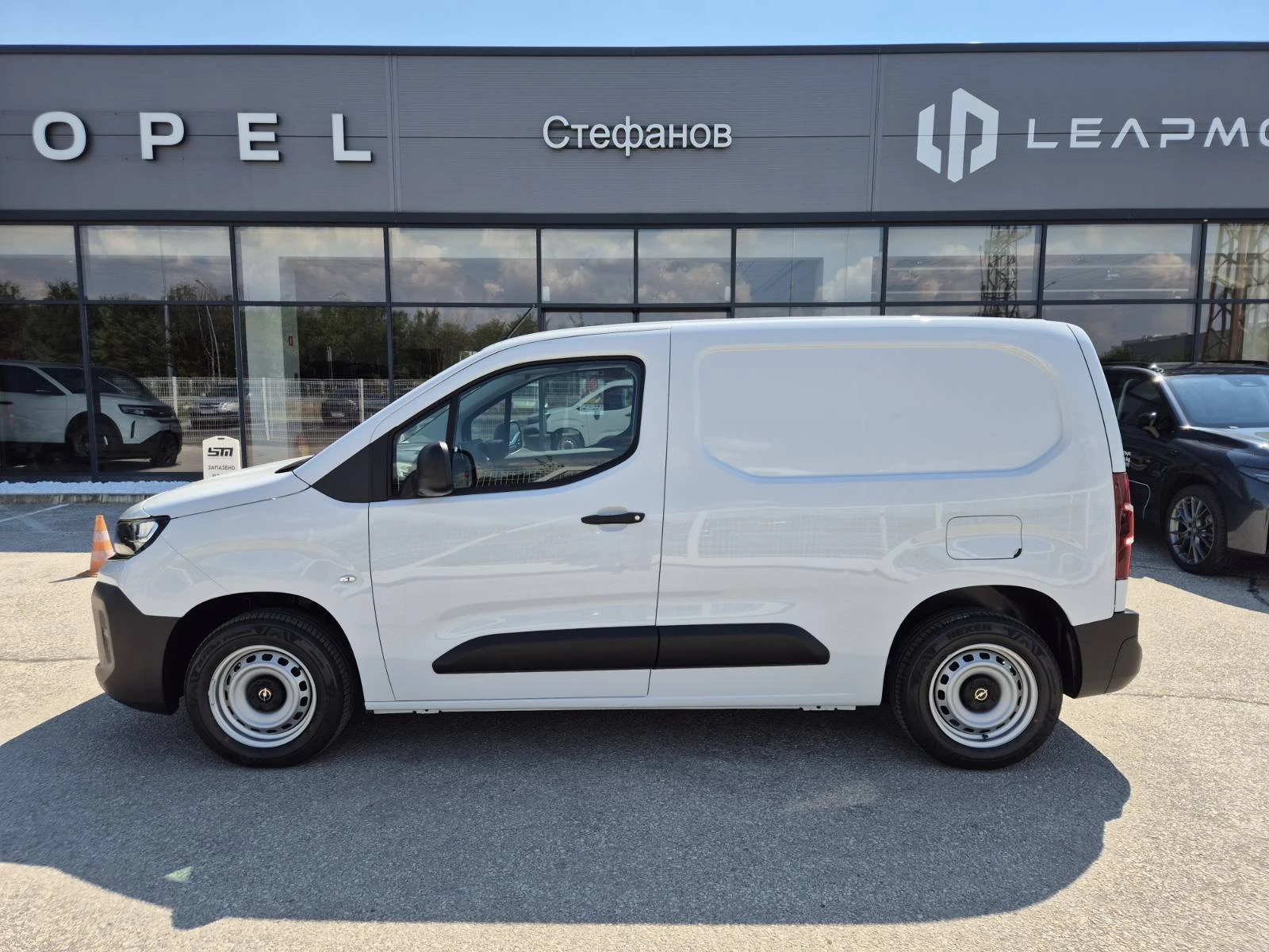 Opel Combo Combo Van MCA L1H1 М 650 1.5 дизел (75kW/102к.с.) , снимка 4 - Автомобили и джипове - 55061269