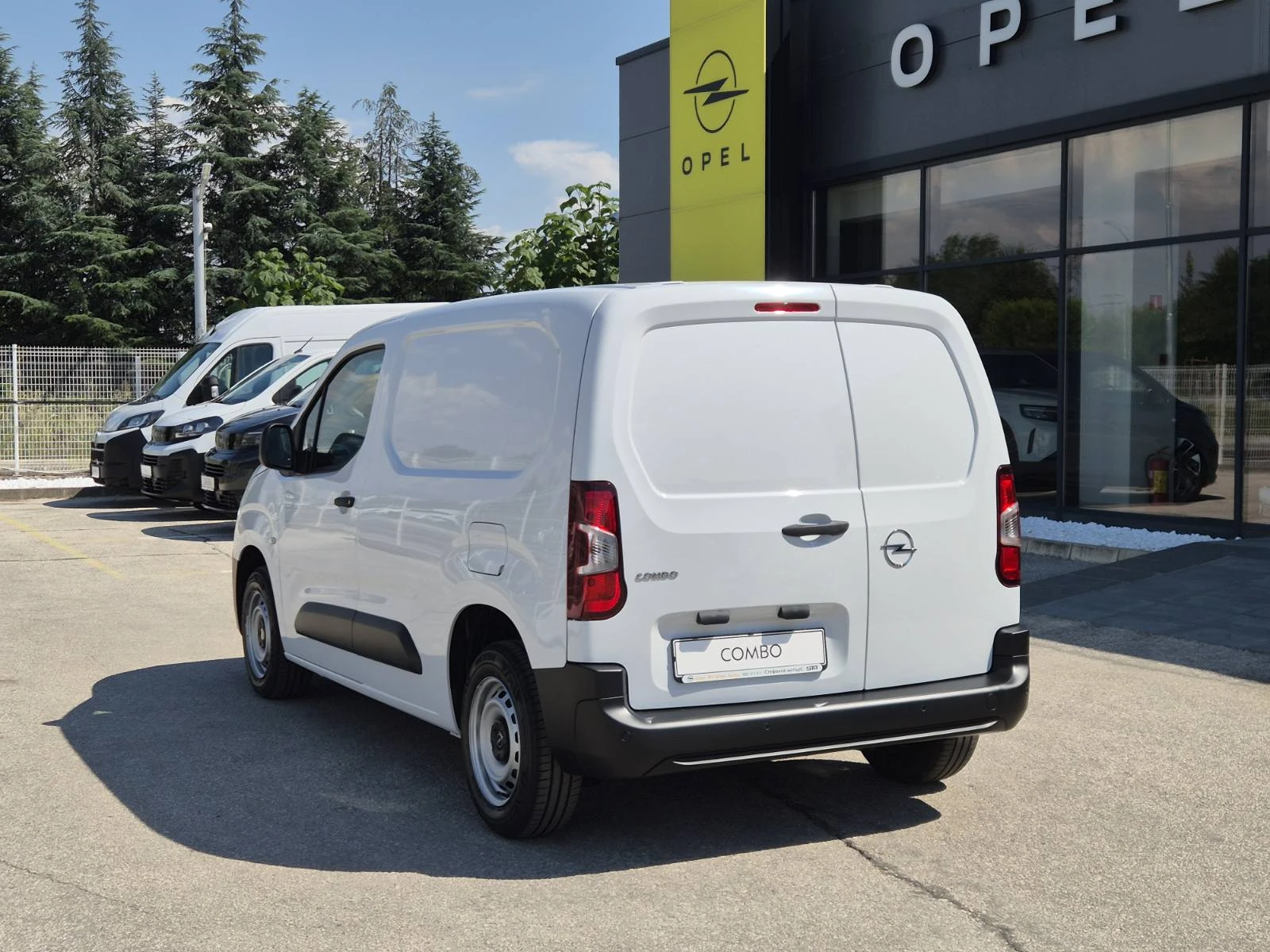 Opel Combo Combo Van MCA L1H1 М 650 1.5 дизел (75kW/102к.с.) , снимка 8 - Автомобили и джипове - 55061269