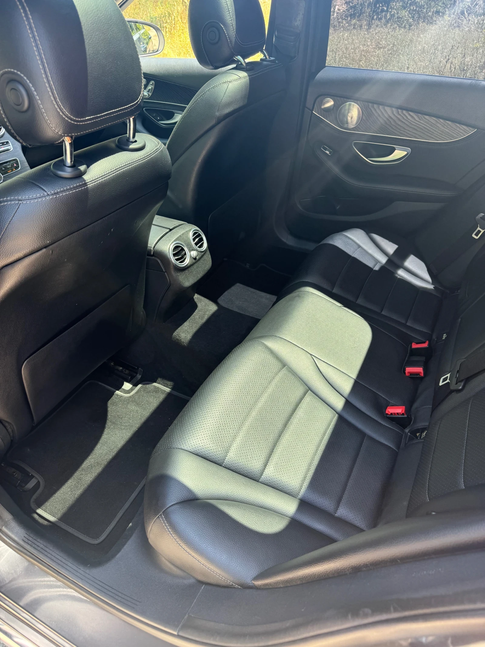 Mercedes-Benz C 300, снимка 6 - Автомобили и джипове - 55111484