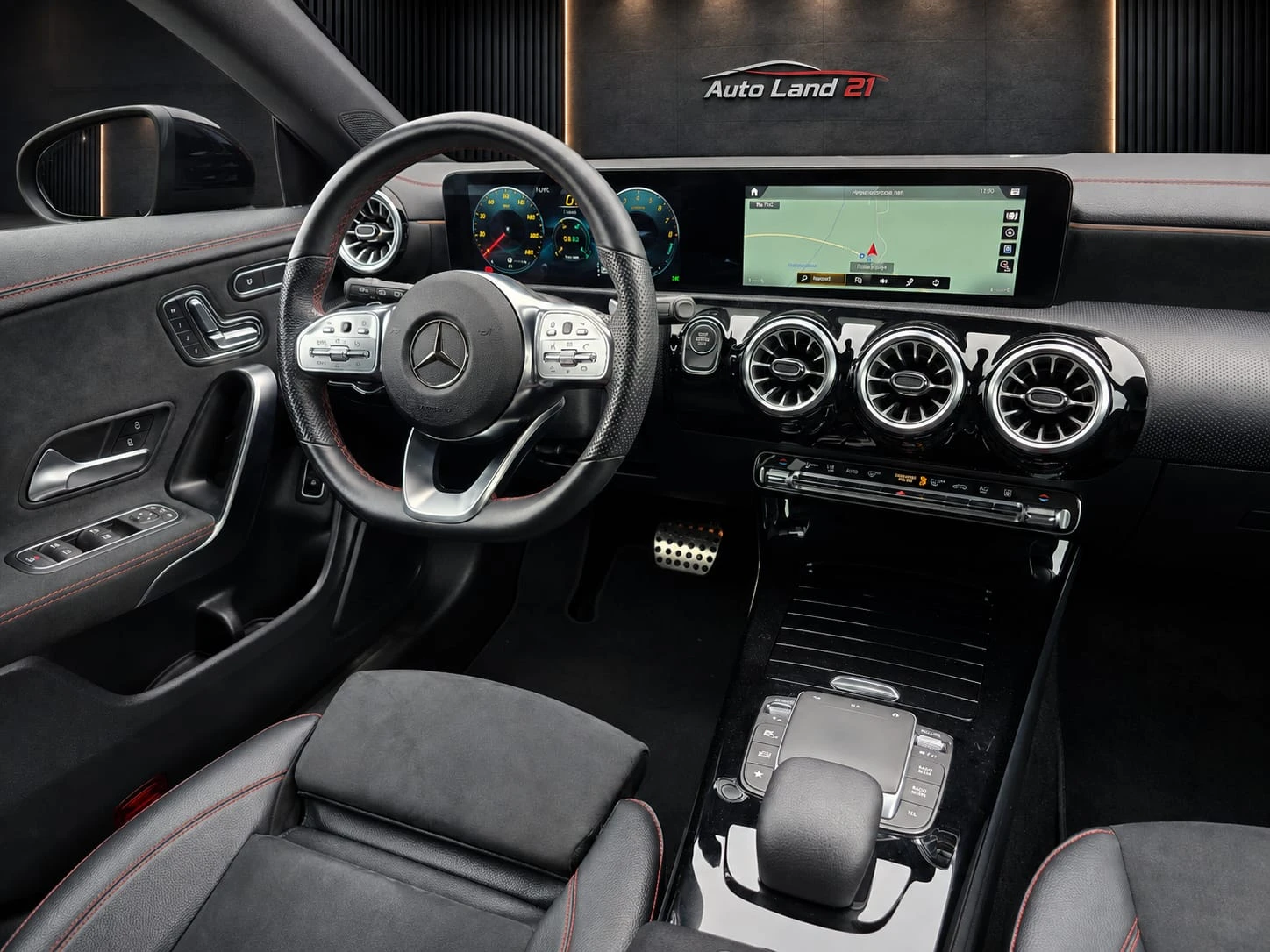 Mercedes-Benz CLA 250 218кс* AMG Line* Plug-in HYBRID* 28000км* , снимка 13 - Автомобили и джипове - 55509490