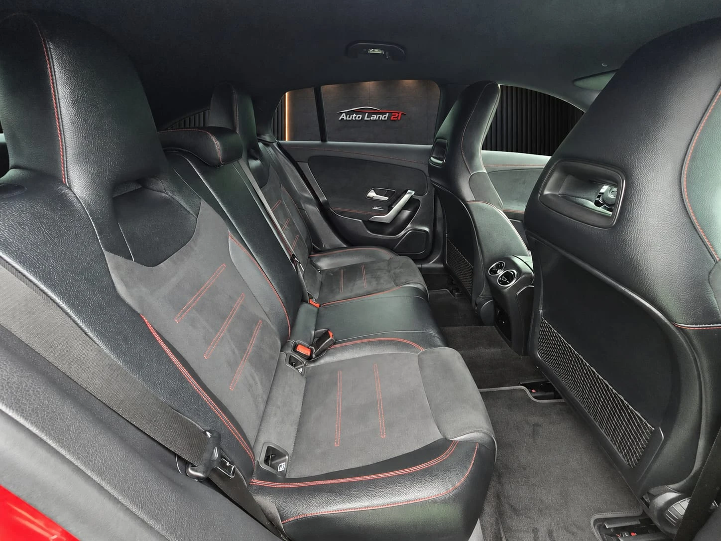 Mercedes-Benz CLA 250 218кс* AMG Line* Plug-in HYBRID* 28000км* , снимка 11 - Автомобили и джипове - 55509490