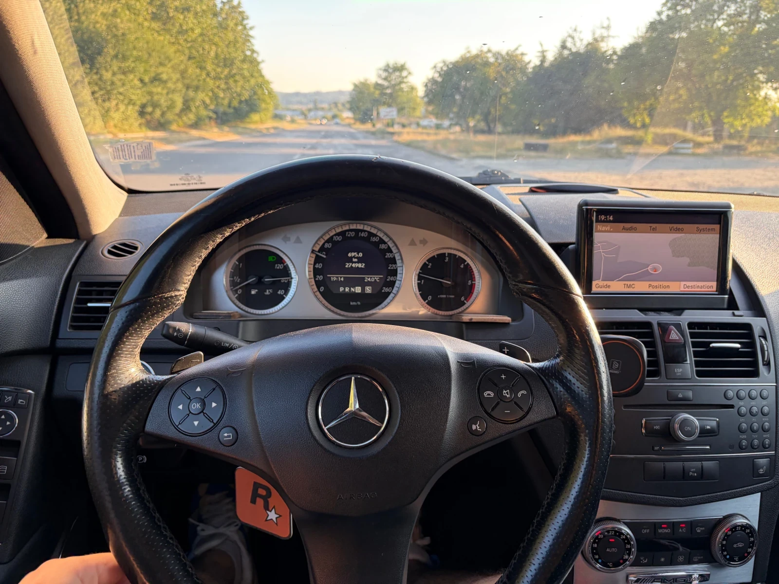 Mercedes-Benz C 220, снимка 8 - Автомобили и джипове - 55630393