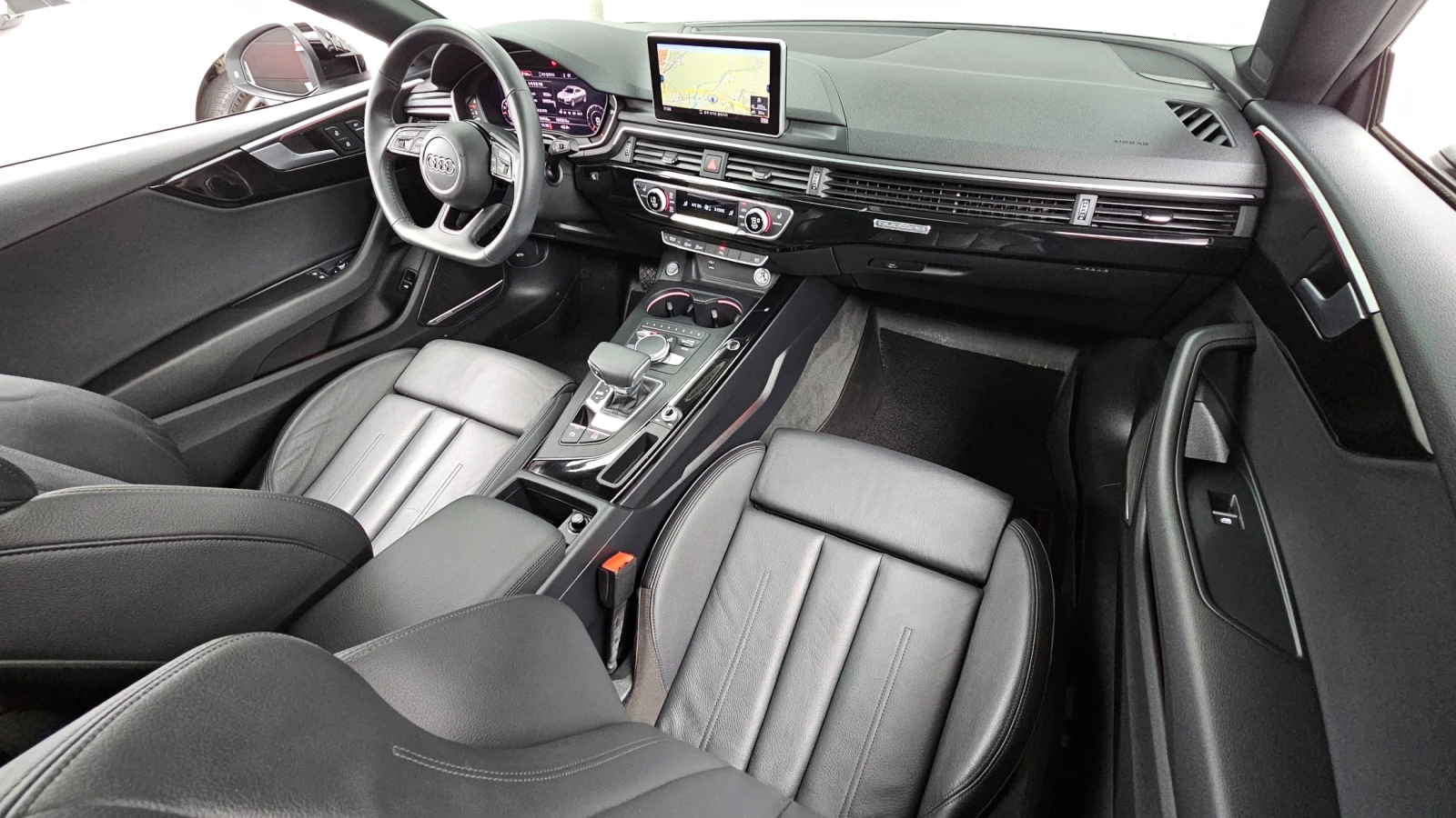 Audi A5, снимка 6 - Автомобили и джипове - 55976851