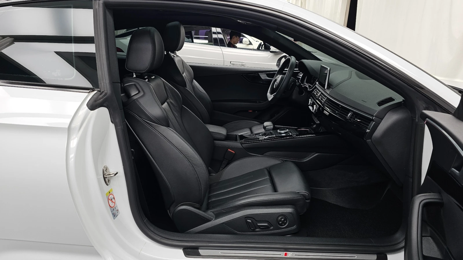 Audi A5, снимка 10 - Автомобили и джипове - 55976851