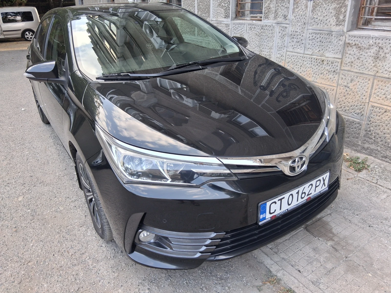 Toyota Corolla, снимка 2 - Автомобили и джипове - 56041546