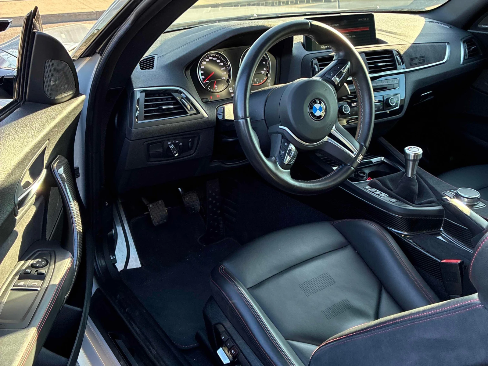 BMW M2 * CS * CARFAX * ОПЦИЯ ЗА ФИНАНСИРАНЕ, снимка 5 - Автомобили и джипове - 56086044