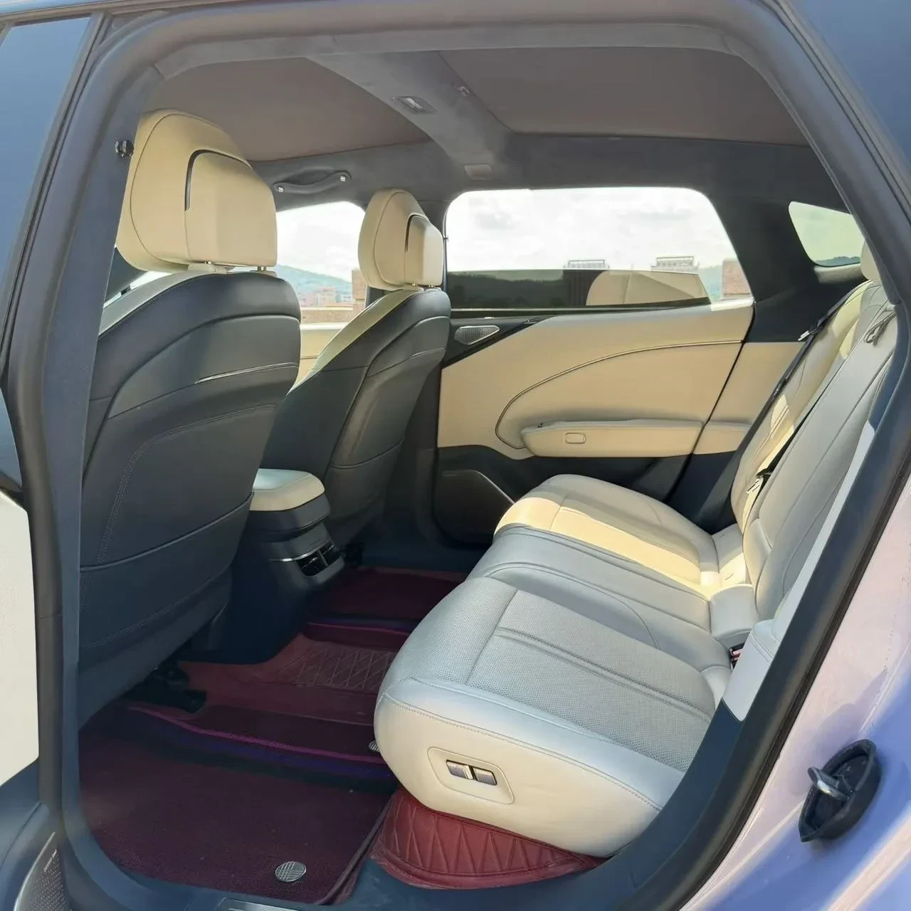 Zeekr 7 GT | 360 ������ | �������� | KEYLESS |  | Mobile.bg � ����������� 7