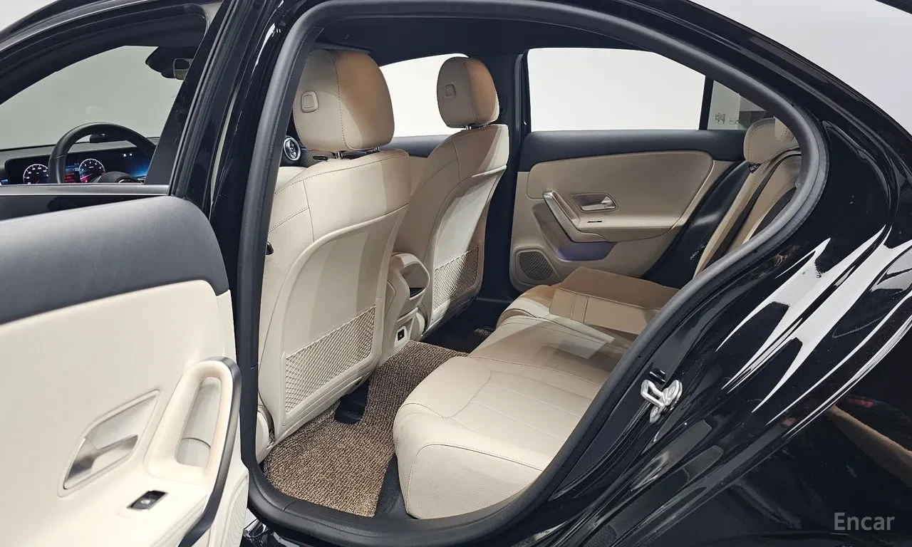 Mercedes-Benz A 220 * FACELIFT* 190�.�.* 8G-DCT* ������* �������* MEMO | Mobile.bg � ����������� 17