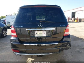 Mercedes-Benz GL 550 4X4 / ТЪРГ / 7 МЕСТА / ЛИЗИНГ, снимка 16