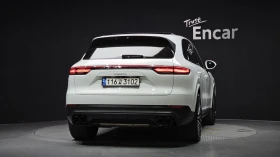 Porsche Cayenne 360* ЕЛ. БАГАЖНИК* ПОДГРЕВ ВОЛАН* ЛЮК* КРАЙНА ЦЕНА, снимка 4