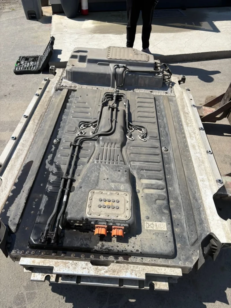 Mercedes-Benz EQC Електрическа батерия на 42 000км