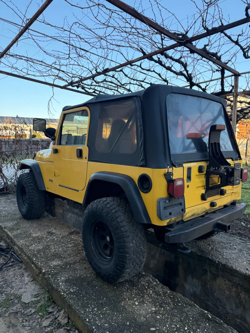 Jeep Wrangler, снимка 4 - Автомобили и джипове - 52929239