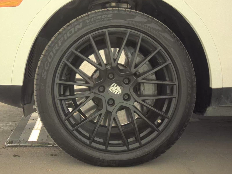 Porsche Cayenne, снимка 16 - Автомобили и джипове - 53433440