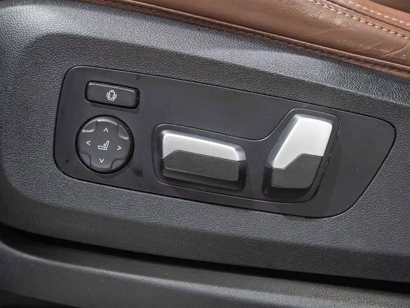 BMW X5 2024 xDrive40i * CARFAX * БЕЗ ПЪРВОНАЧАЛНА ВНОСКА, снимка 12 - Автомобили и джипове - 53099305