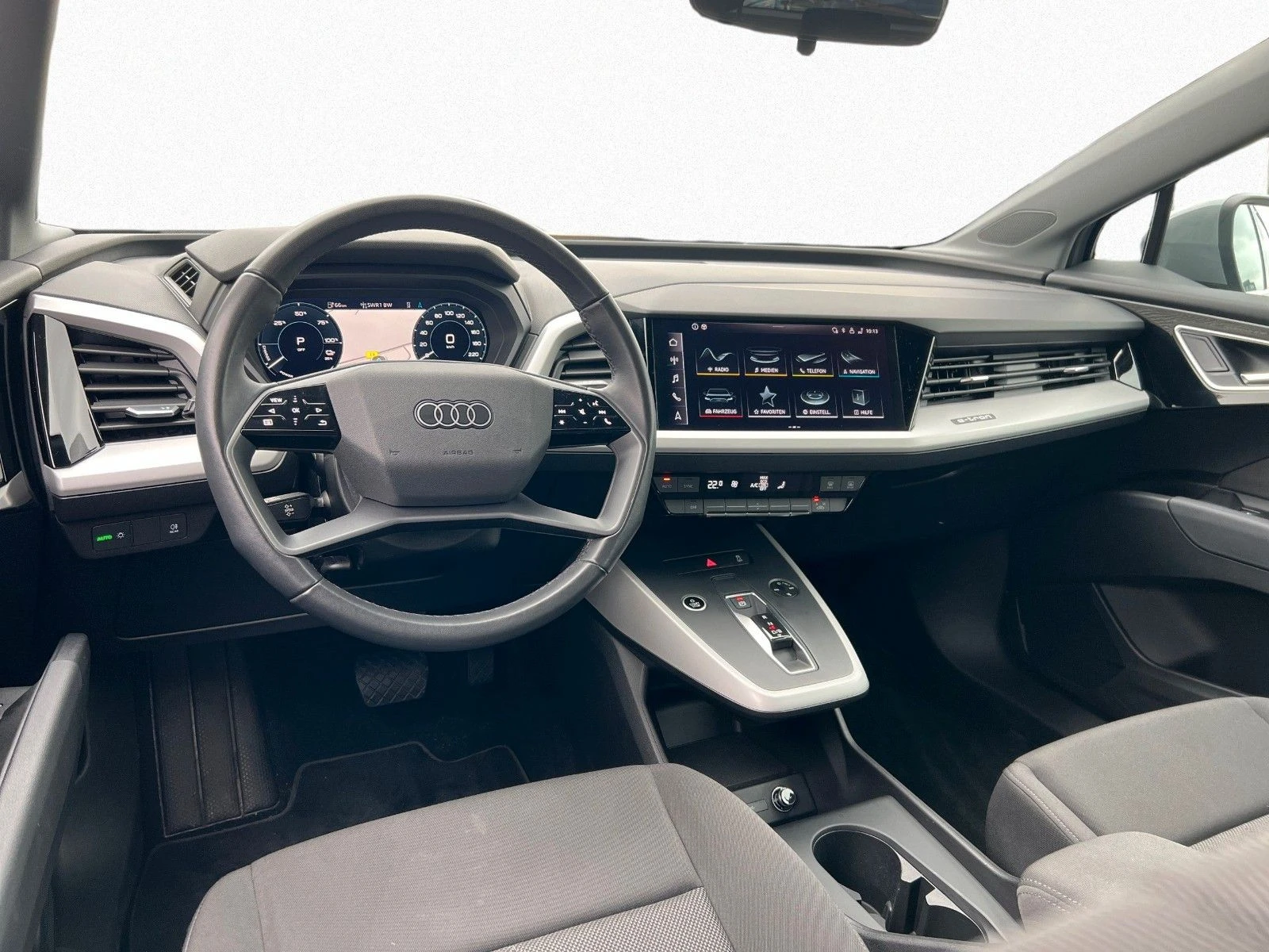 Audi Q4 35 E-Tron/ LED/ NAVI/ VIRTUAL COCKPIT/ PDC/  - изображение 10