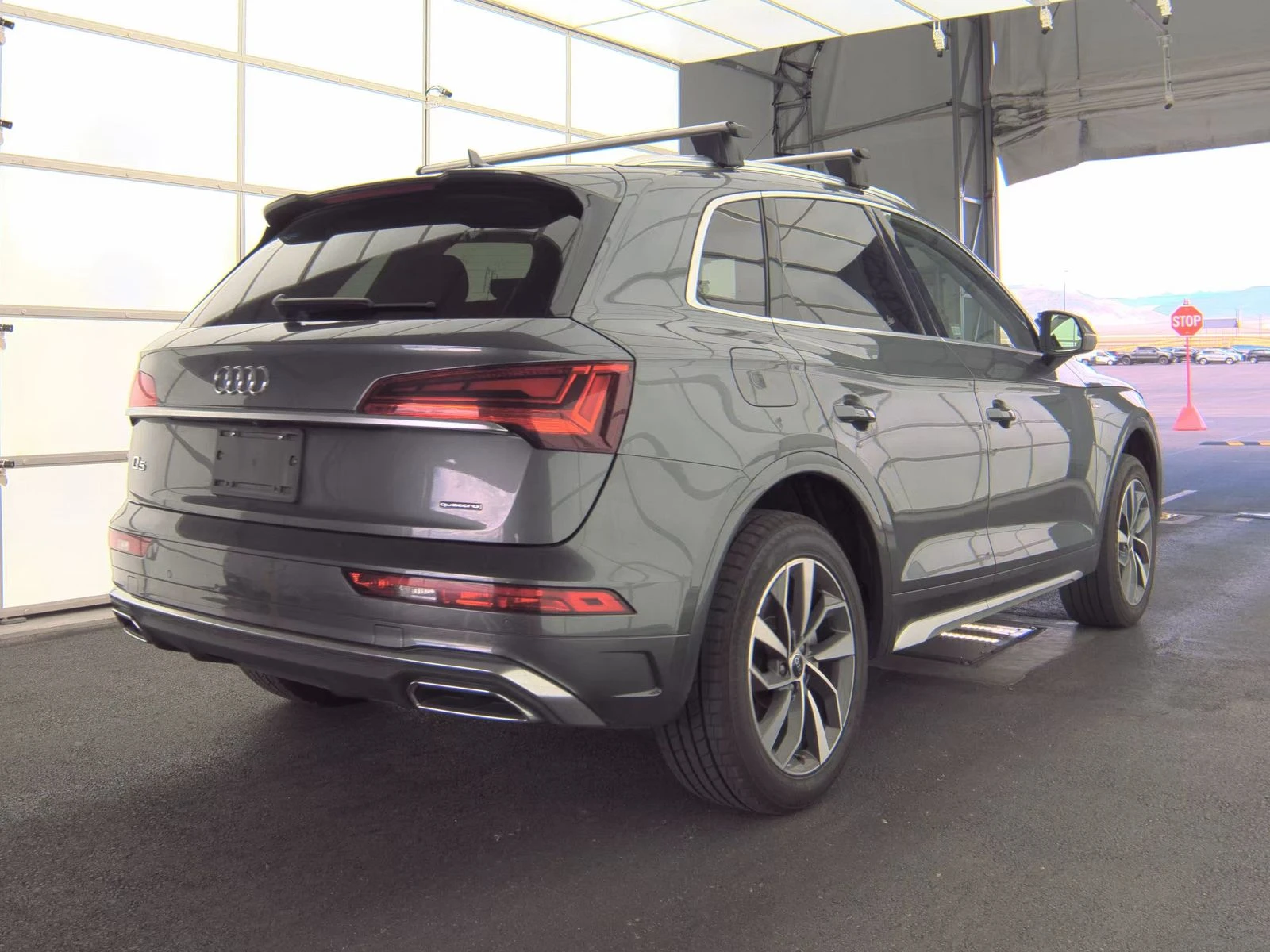 Audi Q5 2024* S-LINE* DISTRONIK* B&O* PANO* KEYLESS* DIGIT - изображение 5