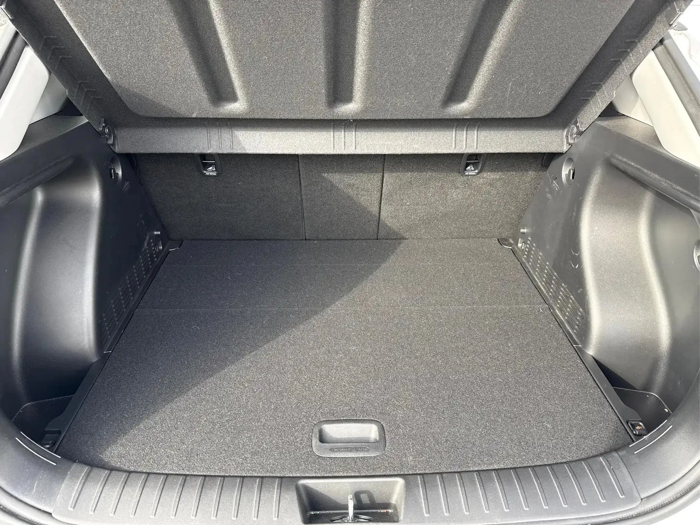 Hyundai Kona 1.6 T-GDI Amplia 4WD DCT | Mobile.bg — изображение 11