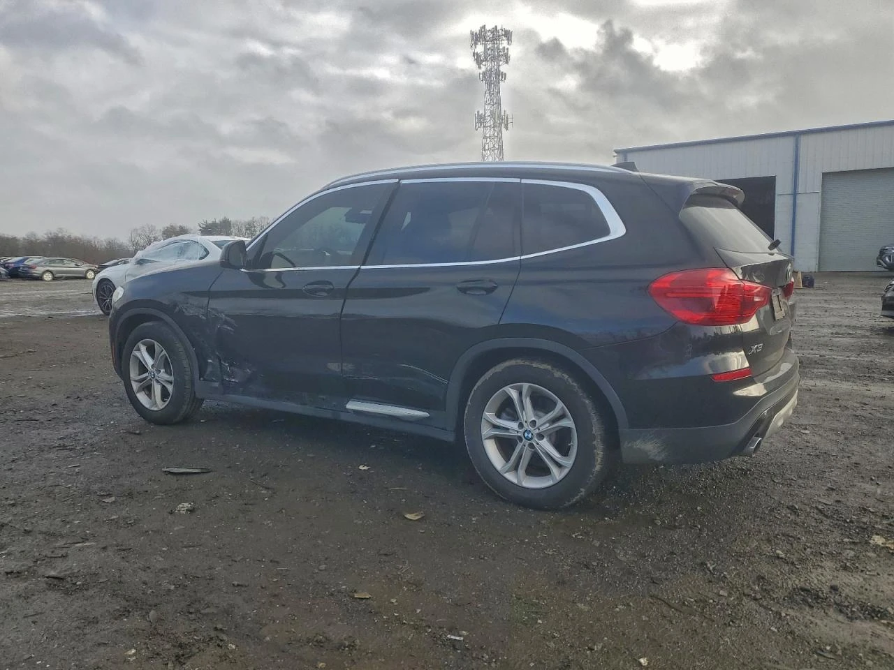 BMW X3 XDRIVE30I - изображение 6