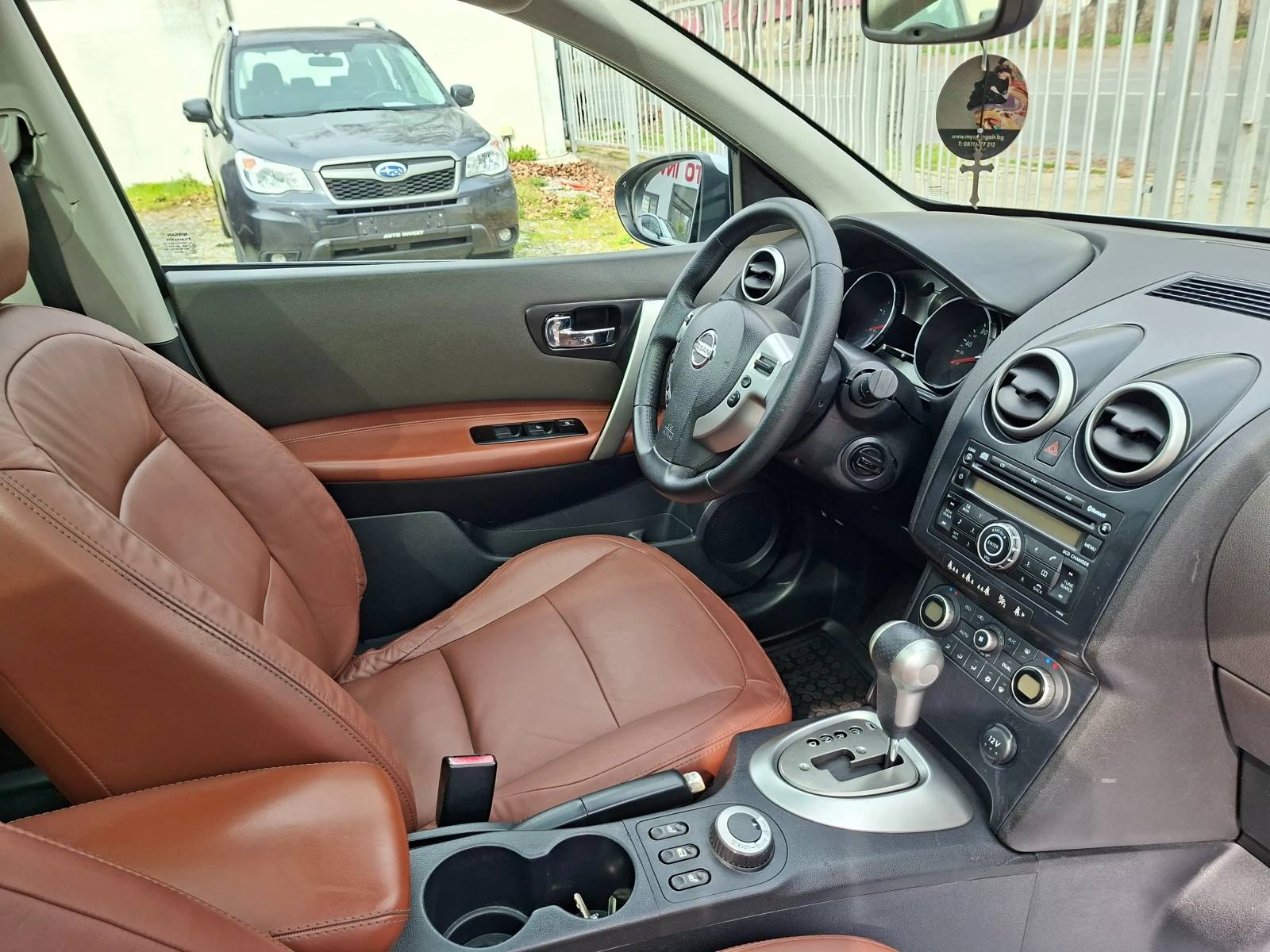 Nissan Qashqai 2.0/150ks/4x4, снимка 15 - Автомобили и джипове - 53731413