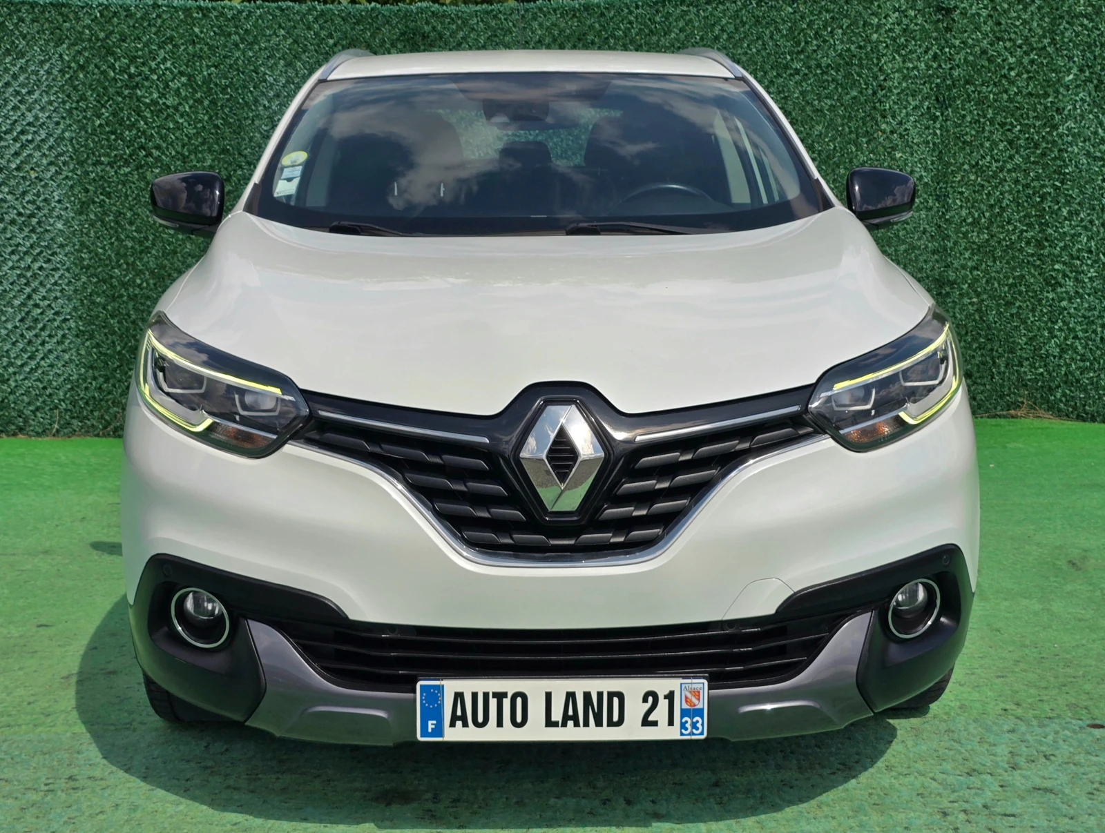 Renault Kadjar 1.5dci* 110кс* LЕвро-6* 87000км* AUTOMATIC, снимка 2 - Автомобили и джипове - 55226037
