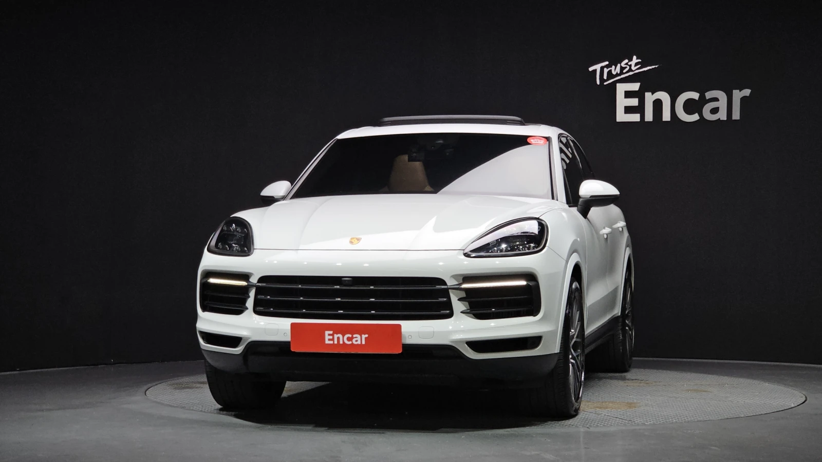 Porsche Cayenne 360* ЕЛ. БАГАЖНИК* ПОДГРЕВ ВОЛАН* ЛЮК* КРАЙНА ЦЕНА, снимка 3 - Автомобили и джипове - 55839258