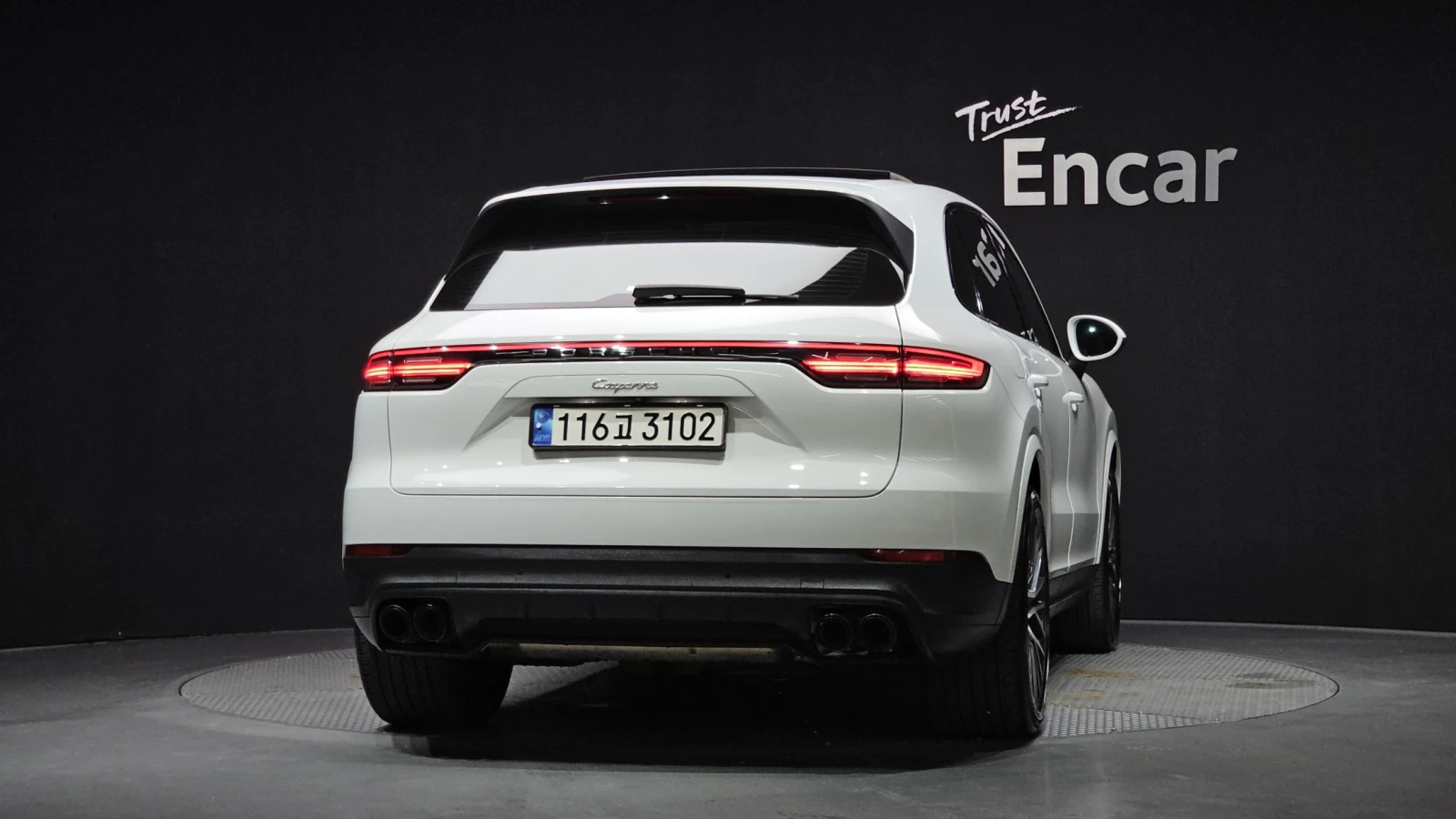 Porsche Cayenne 360* ЕЛ. БАГАЖНИК* ПОДГРЕВ ВОЛАН* ЛЮК* КРАЙНА ЦЕНА, снимка 4 - Автомобили и джипове - 55839258