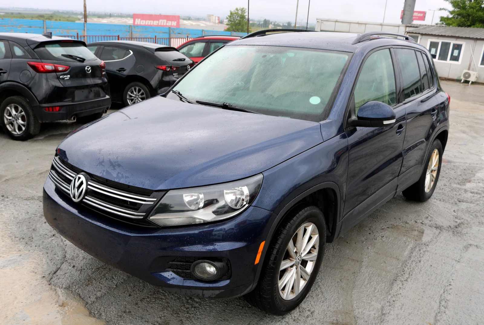 VW Tiguan 2.0 TSI 4x4, снимка 2 - Автомобили и джипове - 56349873