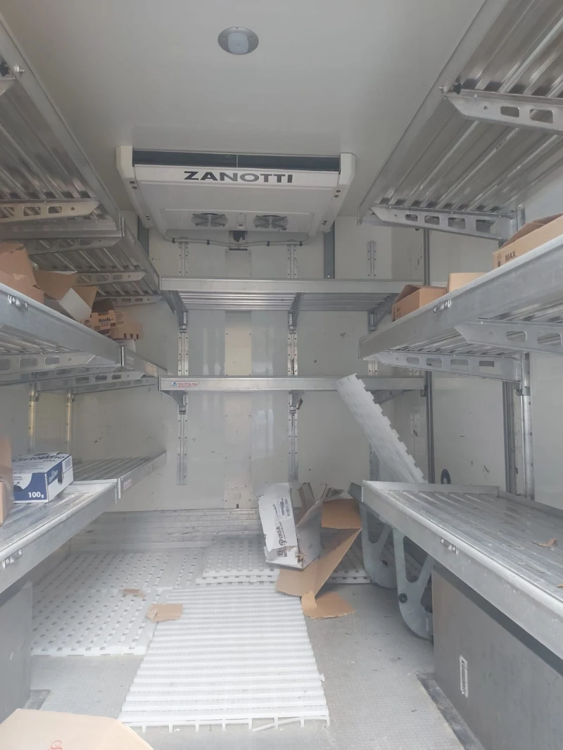 Peugeot Boxer 2.2HDI Хладилен, снимка 6 - Бусове и автобуси - 52470252