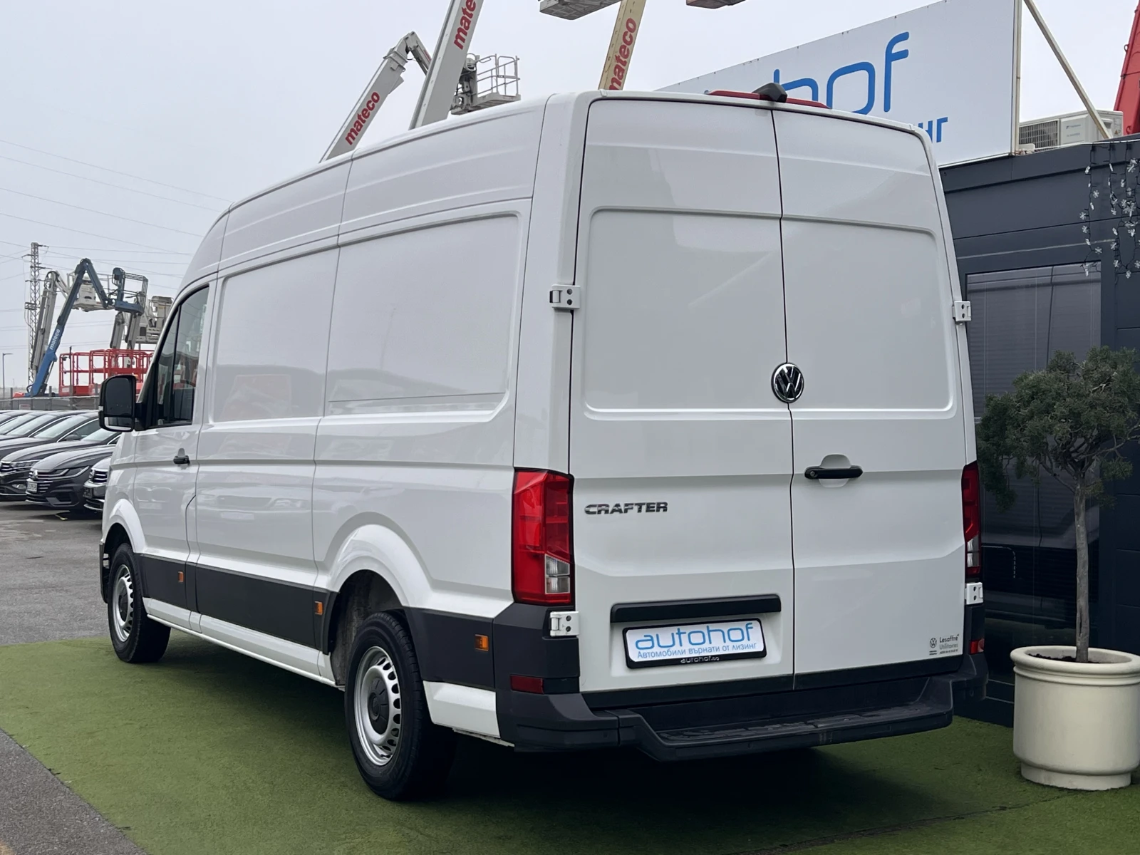 VW Crafter Business/2.0TDI/140K.C./6MT - изображение 3