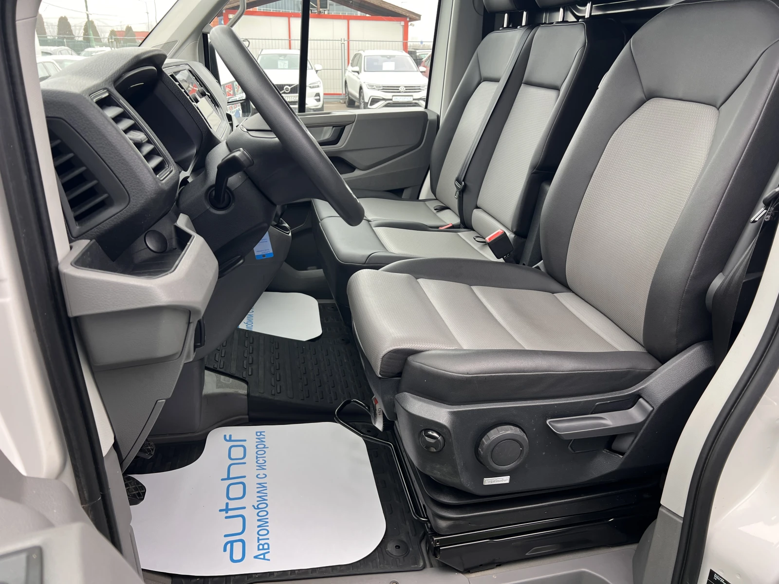 VW Crafter Business/2.0TDI/140K.C./6MT - изображение 8