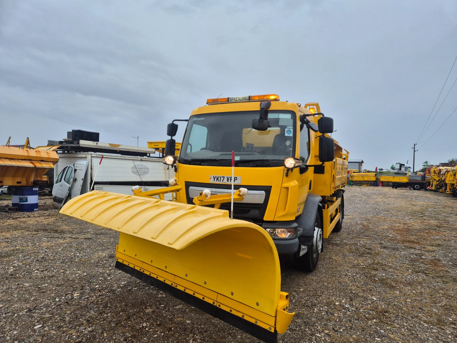 Daf CF  | Mobile.bg   11