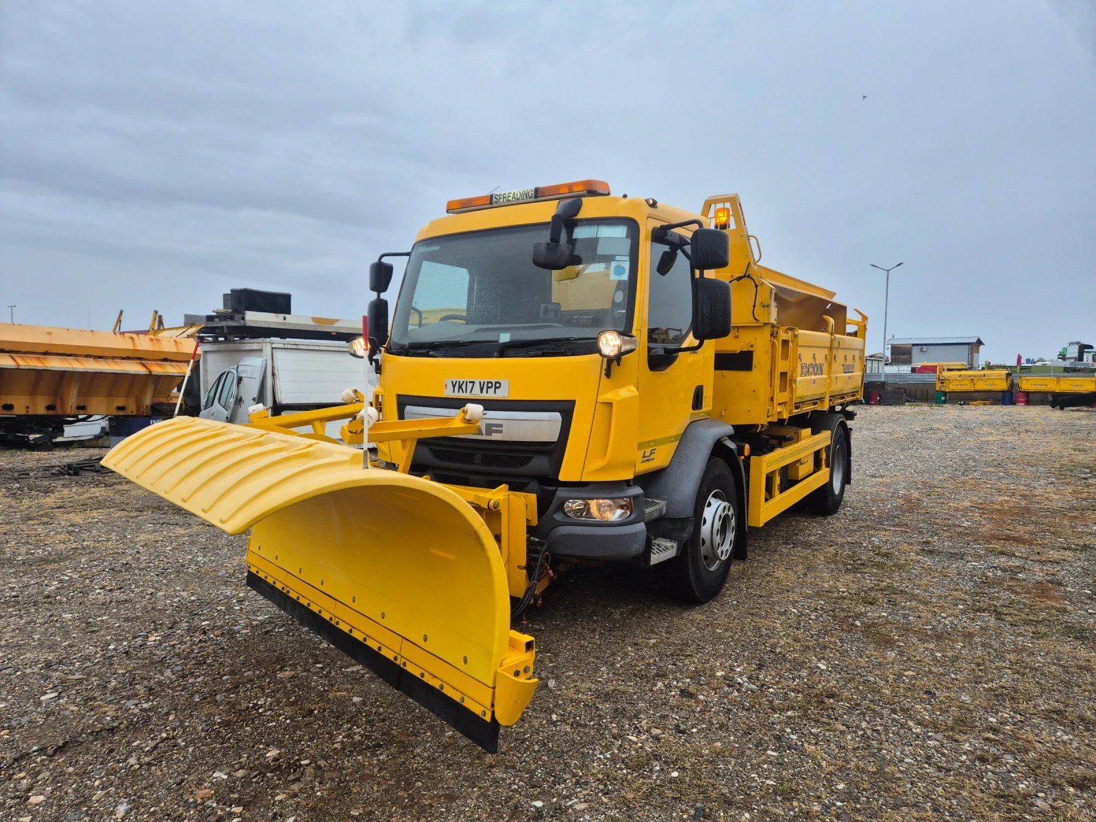 Daf CF  | Mobile.bg   1