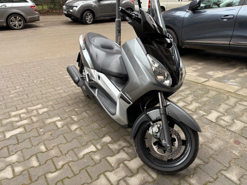 Yamaha X-max 250 cc