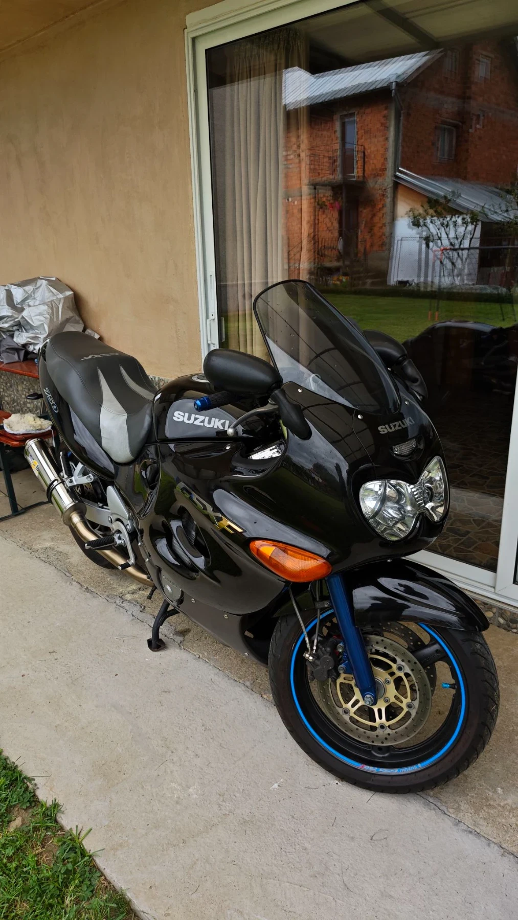 Suzuki Katana