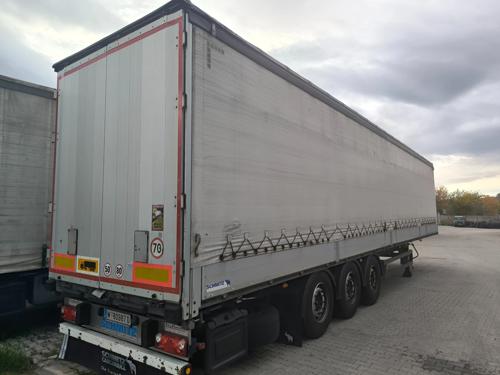  Schmitz  | Mobile.bg   10