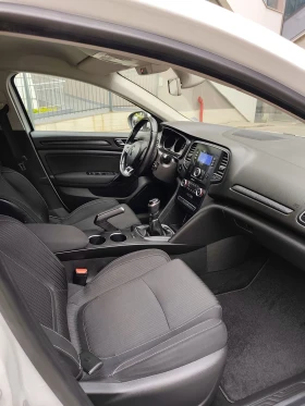 Renault Megane 1.5 DCI 110 УНИКАЛЕН, НОВ!!!!, снимка 10