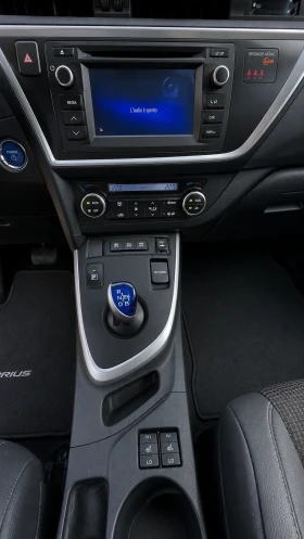 Toyota Auris navi/koja/parkAssist, снимка 9