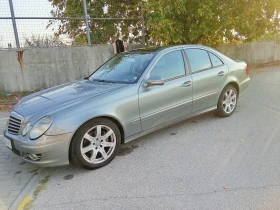 Mercedes-Benz E 320 Facelift , снимка 12