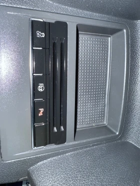 VW Touran МЕТАН/ПОДГРЕВ/Асистент за паркиране/Темпомат - 13700 лв. / 7004.70 € - 24088846 17