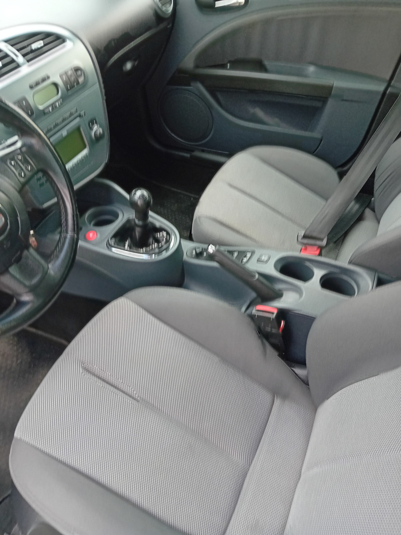 Seat Leon 2000к  fsi 150k 6 скорости, снимка 8 - Автомобили и джипове - 45079110