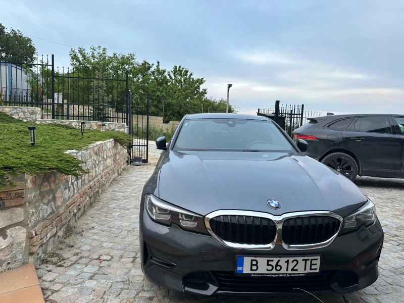 BMW 330 BMW 330e Гаранция, снимка 1 - Автомобили и джипове - 47312360