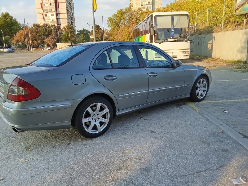 Mercedes-Benz E 320 Facelift , снимка 10 - Автомобили и джипове - 47324177