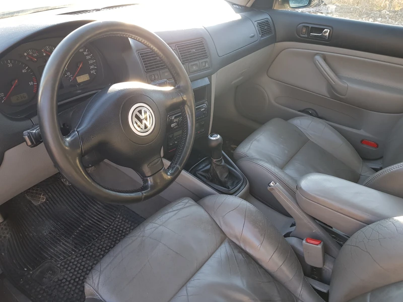 VW Golf Highline TDI 4Motion, снимка 5 - Автомобили и джипове - 47853592