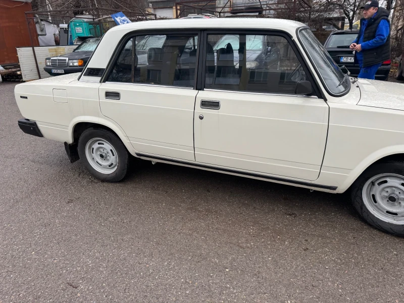 Lada 2107 * Уникат* Реставрирана* , снимка 6 - Автомобили и джипове - 49350541